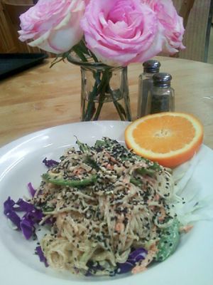 Raw meal of the day: Raw Pad Thai at Food and Thought in Naples