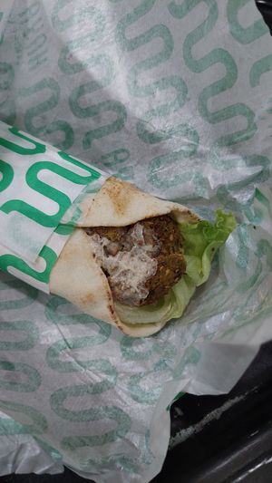 Lanche de falafel at Haya Falafel in Sao Paulo