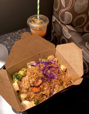 Pad Thai and Thai Tea at Thai East Wind in Santa Monica
