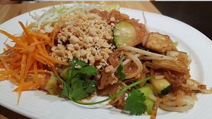 Phad Thai at Thai East Wind in Santa Monica
