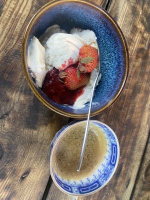   at Stationen in Rostanga