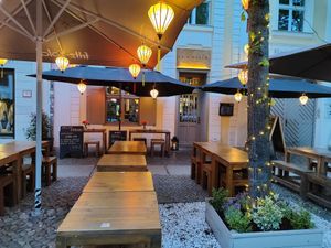  at Le's Cyclo in Potsdam