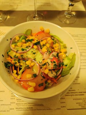 Veganer Vorspeisensalat at Gran Sasso Pizzeria in Bingen Am Rhein