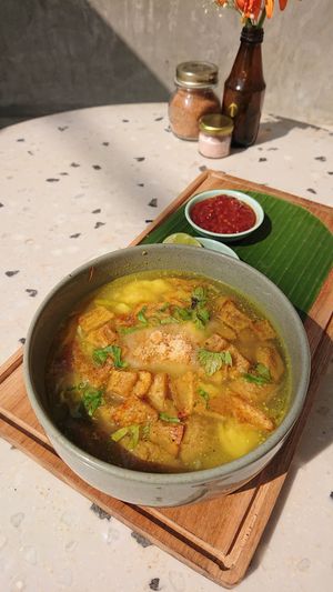 mee soto at Give Cafe in Canggu