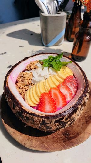 Berry Bright smoothie bowl at Give Cafe in Canggu