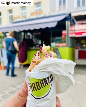 Amazing shot of our vegan falafel wrap 😍🌱🌯 at Garbanzo - Falafel & Hummus Bar in Vienna