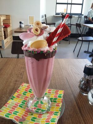 Strawberry vanilla freakshake  at Het Slachthuis in Leiden