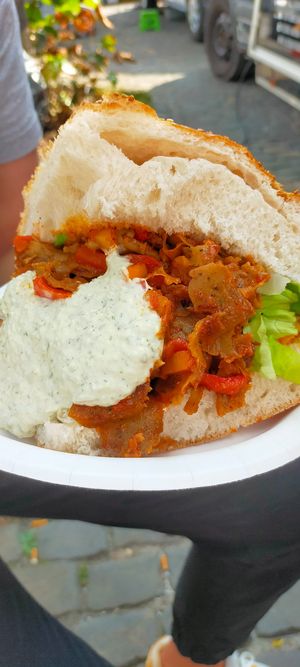 Pita tartare at Qourgette Food Truck in Ledeberg