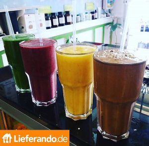 raw vegan Smoothies at Rohkosteria in Mannheim