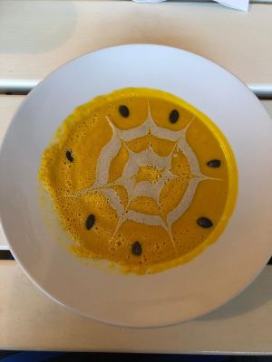 Süßkartoffelsuppe at Rohkosteria in Mannheim