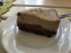 Raw Cashew Berry Cake - Good flavor at Rohkosteria in Mannheim