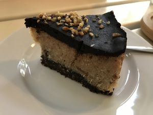 Raw Peanut Chocolate Cake - Also tasty at Rohkosteria in Mannheim