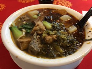 Vegan beef noodle at FúLì Cāntīng 福利餐廳 in Taipei