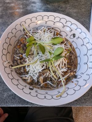 Quinota Championes at La Boca Del Oso in Valparaiso