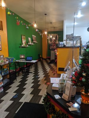 COVID dining at Unburger Grill in Dearborn