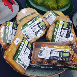 Snaks to take with you at Veganices in Tavira