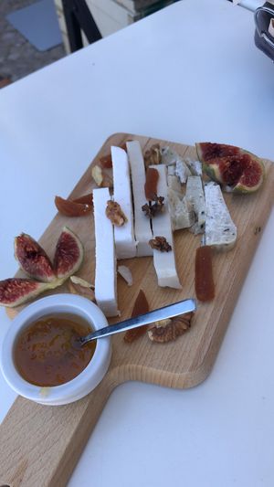 Cheese board at Veganices in Tavira