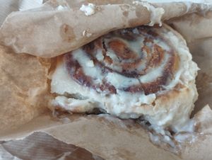 Vegan cinnamon roll at The Conductor in Prague