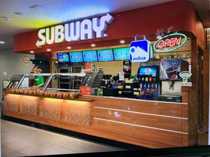 Arriba en la 1 planta at HKT - Subway - Domestic in Phuket