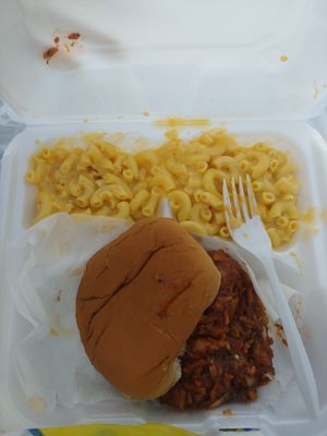BBQ Jackfruit with Macaroni at Senses Vegan Comfort Food in Norfolk