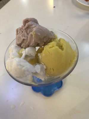 Ice cream  at Au Lac Healthy World - Pham Ngu Lao in Ho Chi Minh City