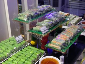 Buffet items at Au Lac Healthy World - Pham Ngu Lao in Ho Chi Minh City