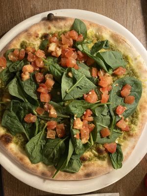 Vegan pizza at Vapiano in Linz