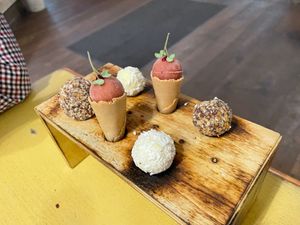 Fall Menu Dessert: Pralinés and strawberry sorbet at Cafe Animo in Ulm