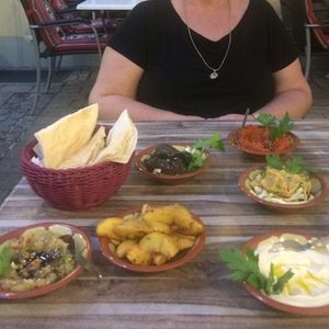 Vegan starters at Ayam Zaman in Linz