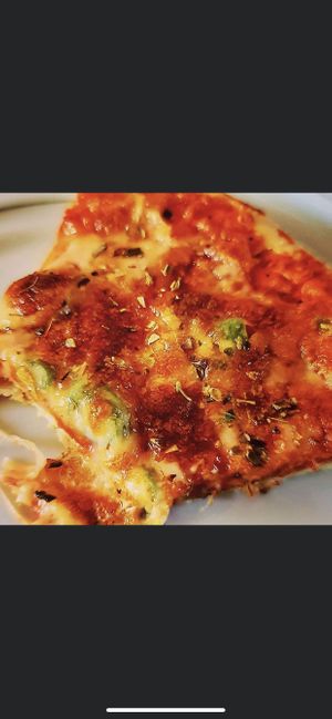 Margarita Pizza #Veganuary at Milan's Restaurant in Moshi