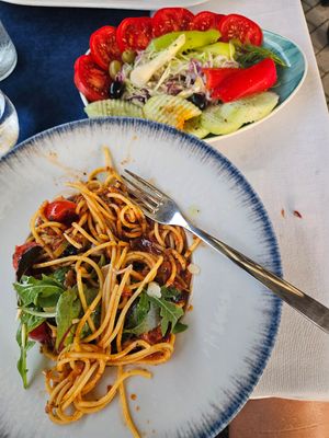 Spaghetti pomodoro at Cafe Del Mare in Kotor