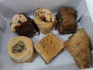 Vegan sweets at Papas Elvira in Granada