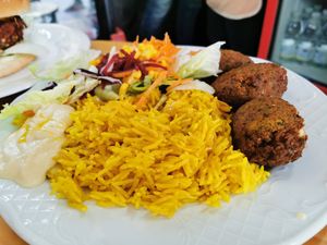 Falafel sallad elvira at Papas Elvira in Granada