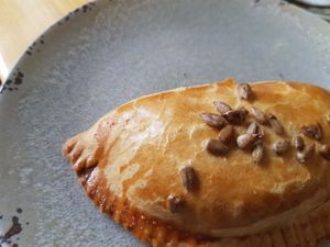 Tofu send ratatouille empanada at Papas Elvira in Granada