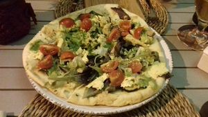 "Pizza no pizza" at El Local in Ibiza