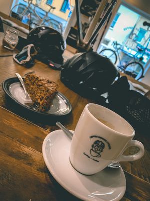 Good coffee and delicious carrot cake  at Fixed Gear Coffee in Valkenburg