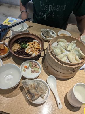  at Dancing Dumplings 舞蔬尚饺 - Wǔ Shū Shàng Jiǎo - temporarily closed in Shanghai