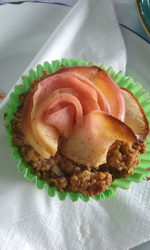 good effort on this but obly one between us, apple on top. at Salt Shack Cafe in Hayling Island