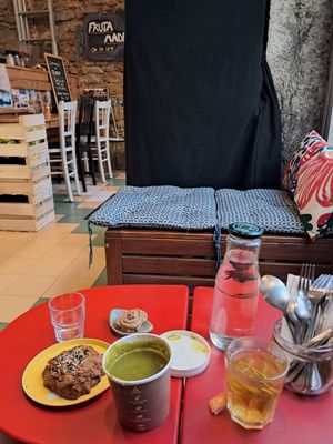  at Fruta Madre in Lyon