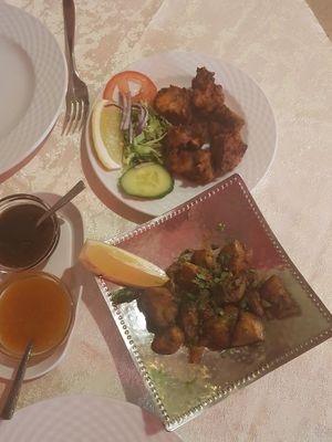 Starters - pakora and pepper soya at Torviscas Spice Village in Tenerife