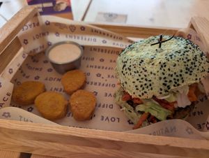  at Flower Burger in Palermo