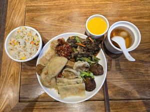  at Sù Mǎn Xiāng 素满香 - Wujiaochang in Shanghai