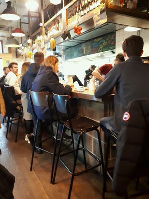 Where you order and pick up your food at Miznon in Vienna