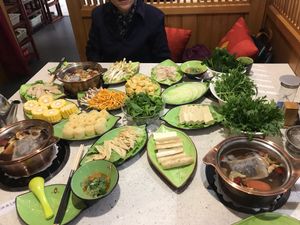 Vegan banquet at Yī Yè Yī Shìjiè - Vegan Hotpot in Shanghai
