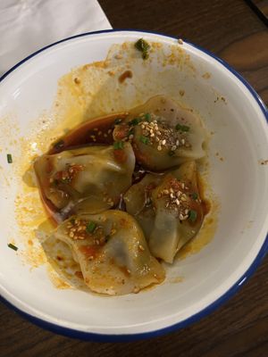 Mixed vegetable dumplings with chopped chilis and Sichuan pepper sauce / gemischte Gemüsedumplings in gehackte Chili und Sichuan-Pfeffersauce  at Cai Kitchen in Hamburg