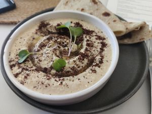 Hummus at Comoba in Lisbon
