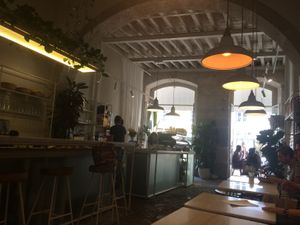 atmosphere/interior at Comoba in Lisbon