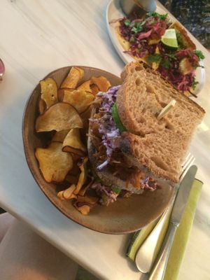 jackfruit sandwich at Comoba in Lisbon
