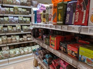 packaged food at 100% Health Store in Jersey