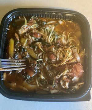 Veggie Noodle Primavera at Zeoli's Italian in Clawson